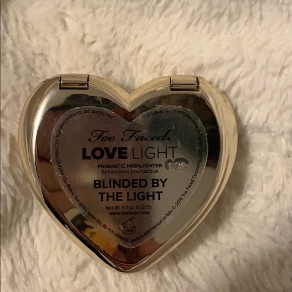 🖤Too Faced Lovelight Blinded by Light Highlighter - Picture 2 of 2
